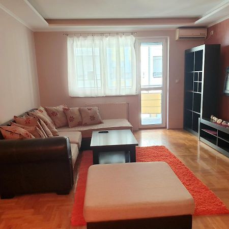 Apartman Mirage Sremska Mitrovica Exterior photo