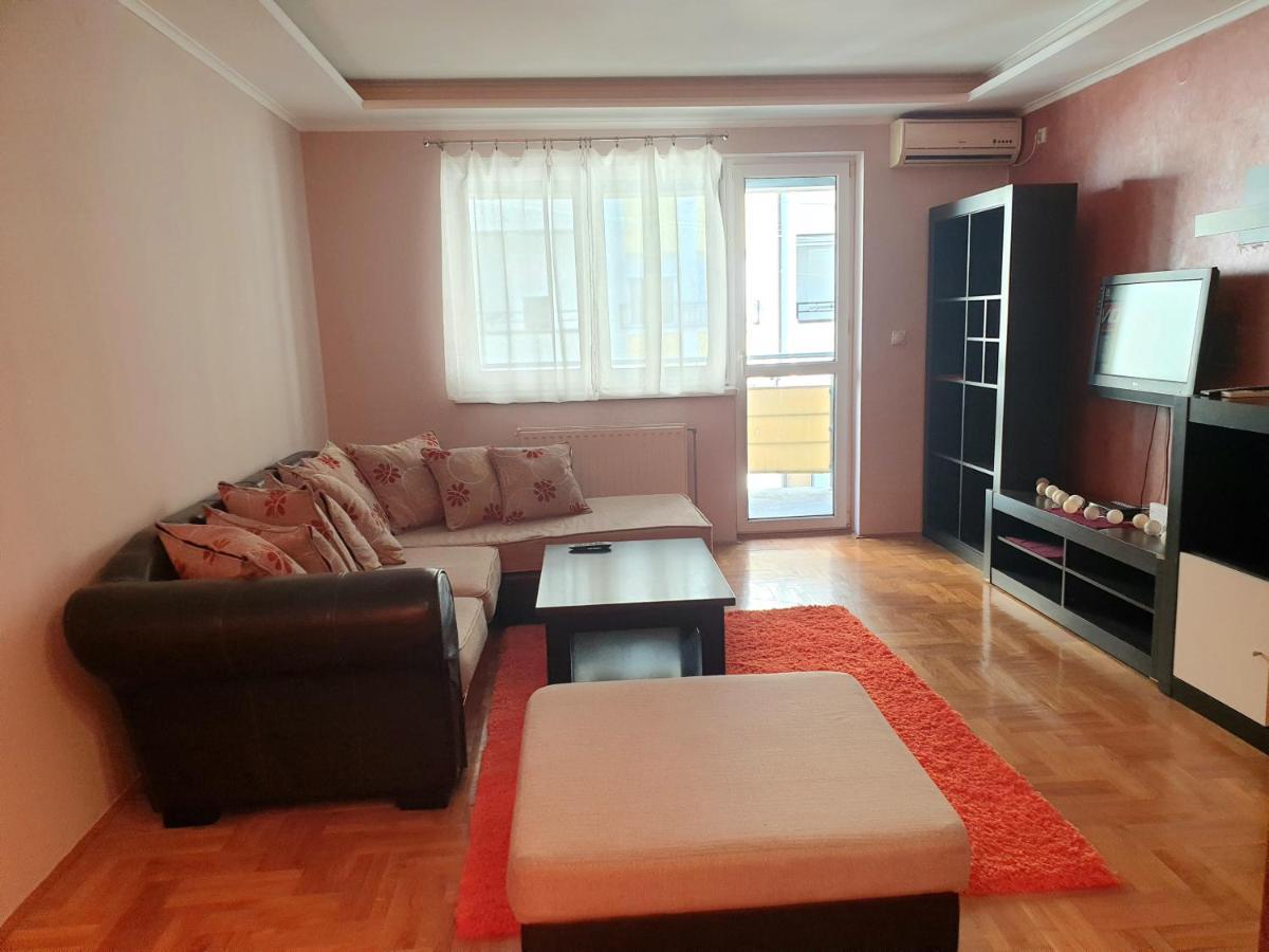Apartman Mirage Sremska Mitrovica Exterior photo